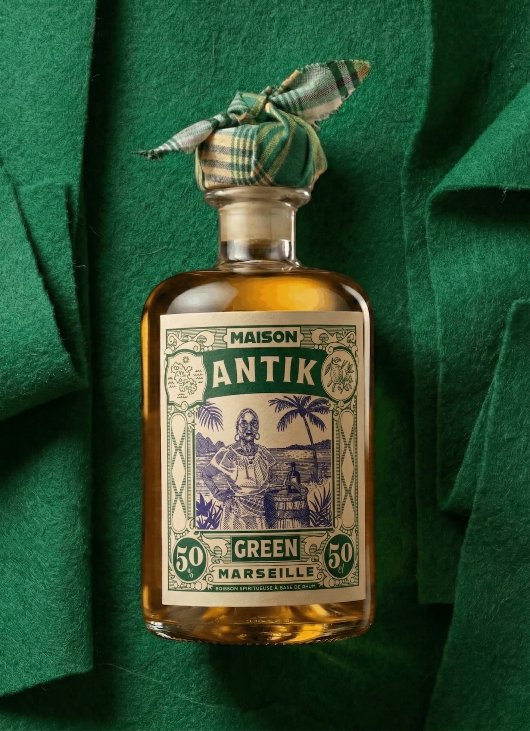 ANTIK GREEN